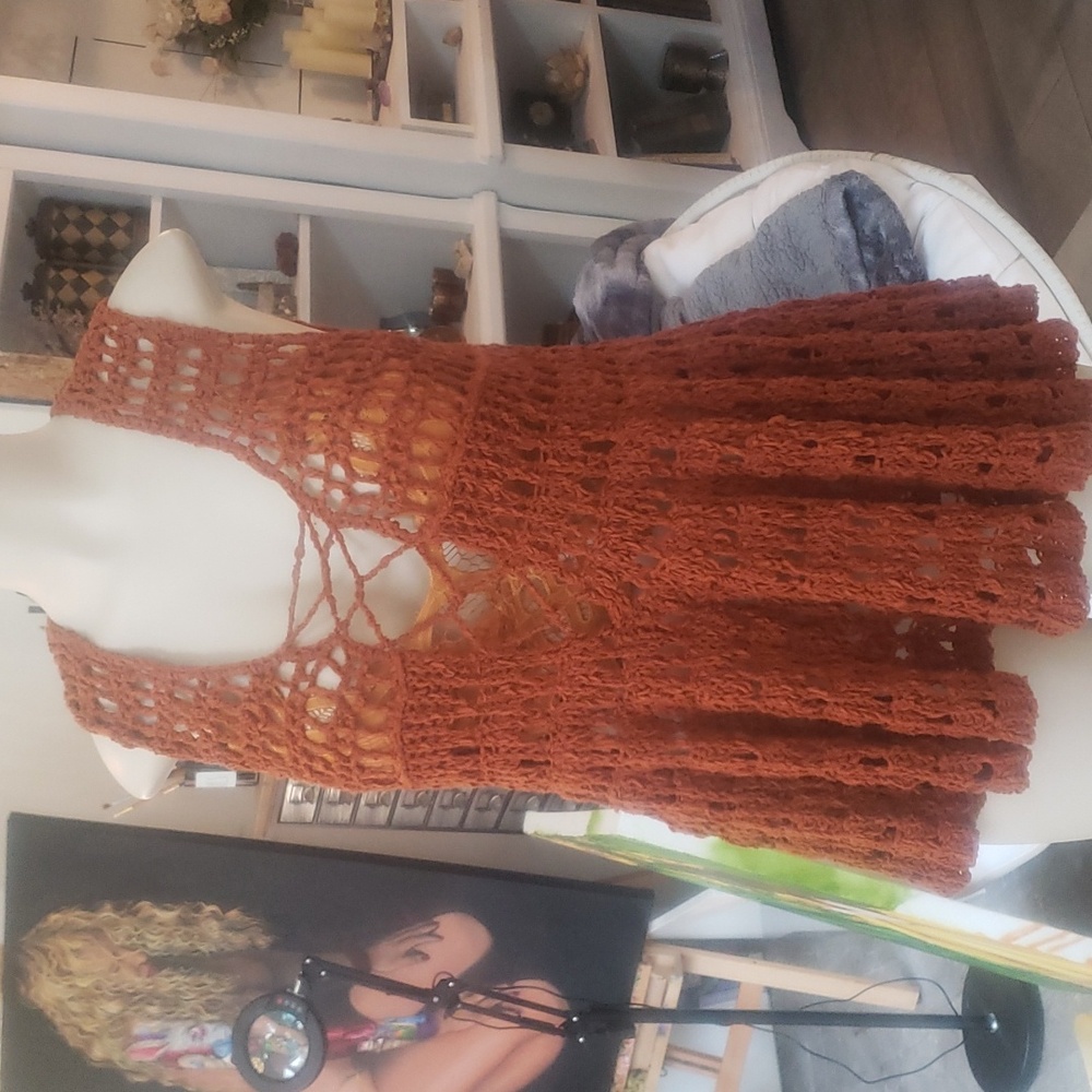 Sleevless hippie vintage free people shirt sm but runs bigger rust